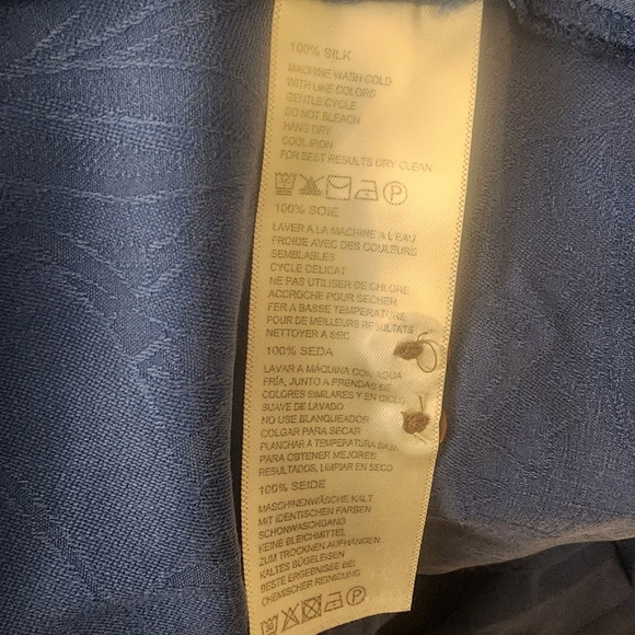 Tommy Bahama Floral Hawaiian 100% Silk Navy Blue Shirt Mens XXL - Picture 4 of 9